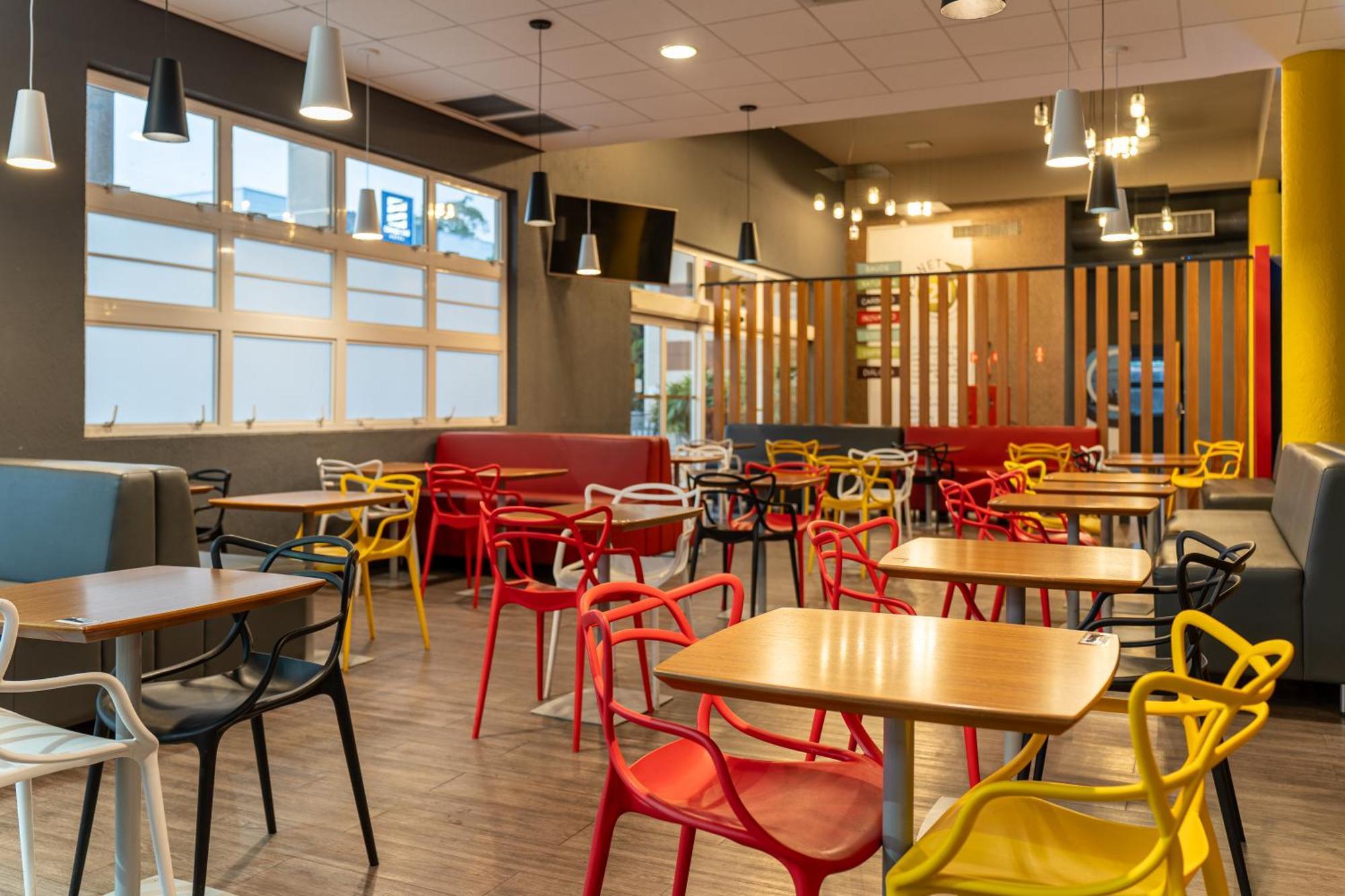 Ibis Hotel 3*