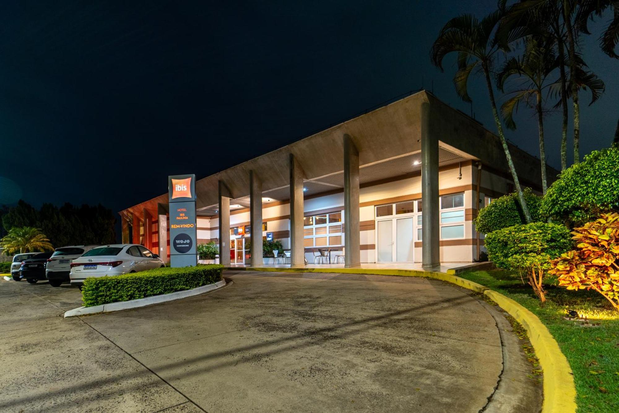 Ibis Hotel 3*